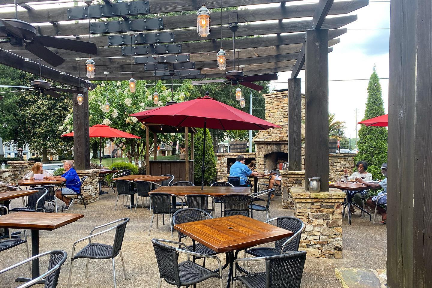 downtown lawrenceville restaurants with outdoor seating